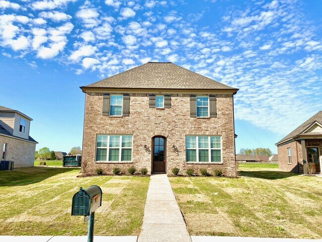 Building Photo - 370 Azalea Dr