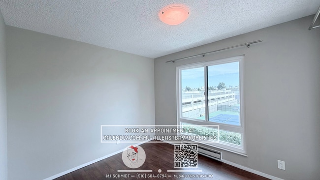 Building Photo - Sunny, west facing, Large 1 bedroom with tons of storage, includes water/garbage/amenities/parking!