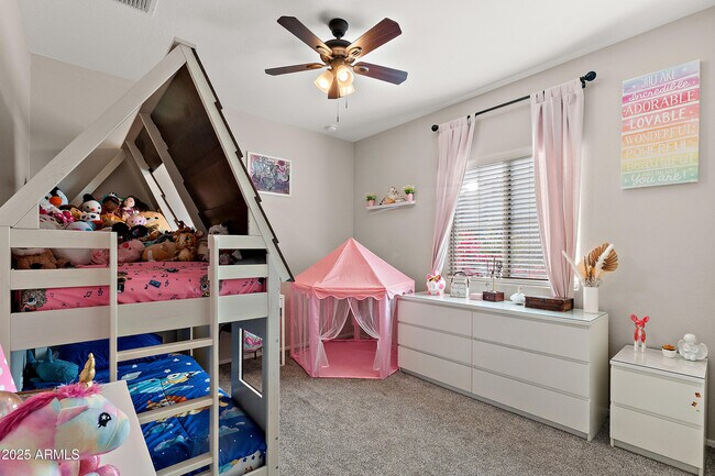 Building Photo - 242 Pacific Dr