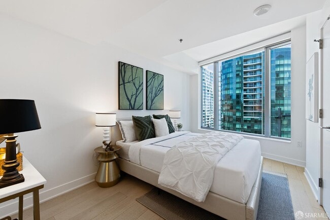 Building Photo - 201 Folsom St