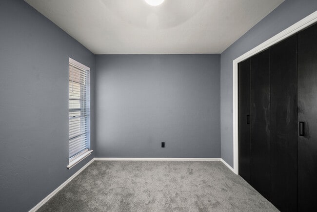 Building Photo - 5800 NW 45th St