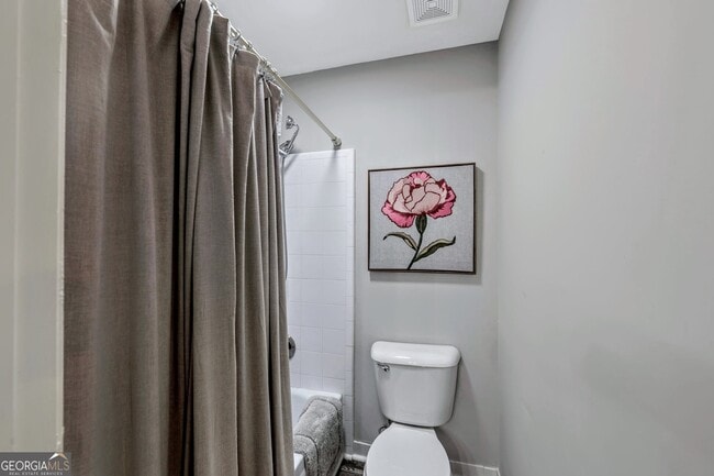 Building Photo - 2660 Indian Lake Dr