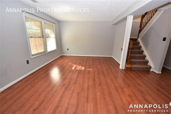 Building Photo - 2455 Warm Spring Way