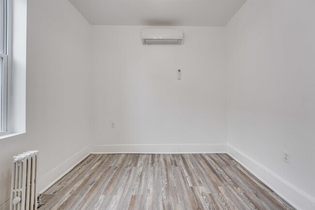 Building Photo - 103 Westover Pl