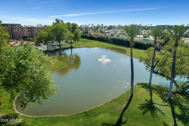 Building Photo - 7950 E Camelback Rd