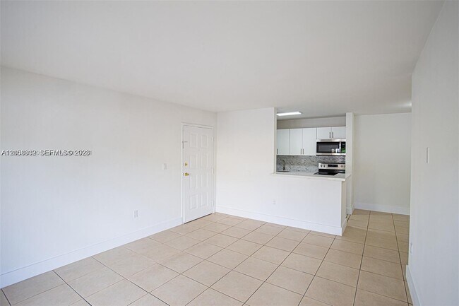 Building Photo - 15550 SW 80th St