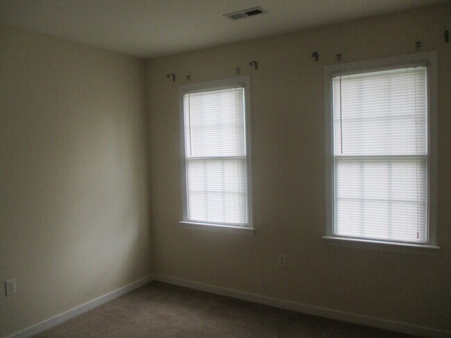 Building Photo - 11420 Avery Green Ct