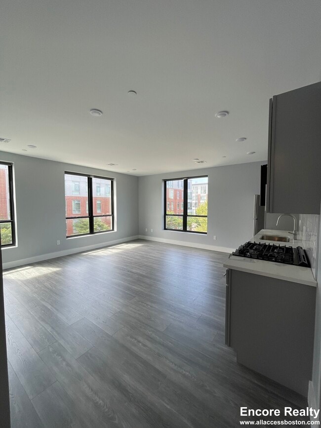 Building Photo - 365 Western Ave