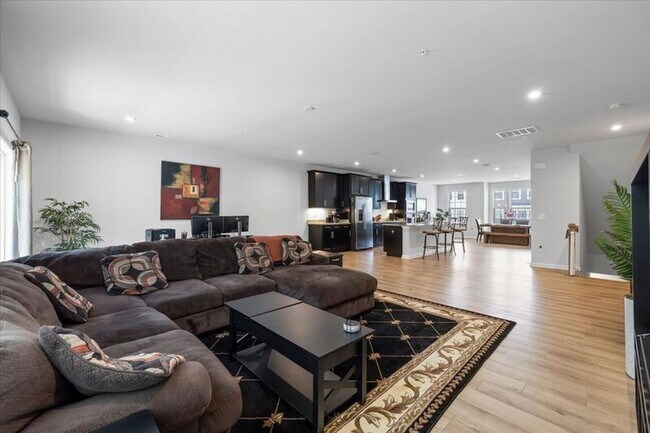 Building Photo - 4641 Wistar Creek Dr