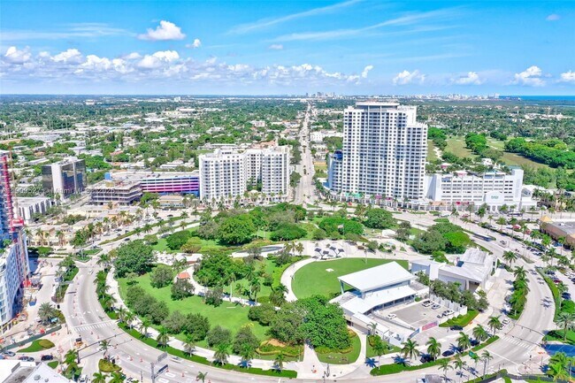 Building Photo - 1830 Radius Dr