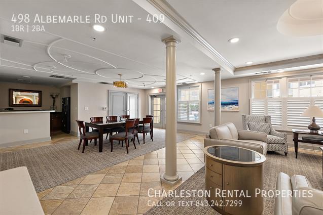 Building Photo - 498 Albemarle Rd