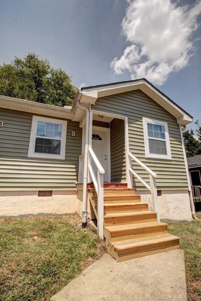 Adorable 2bd/1.5ba Duplex Less Than 1 Mile... 3 Fisher Pl Durham NC