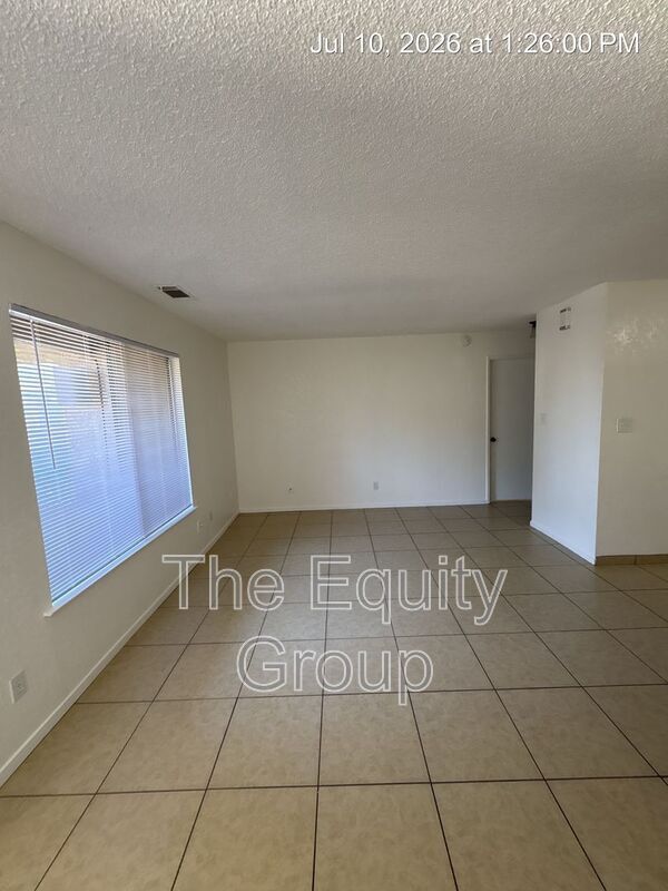 Building Photo - 2023 S Tracy Ct