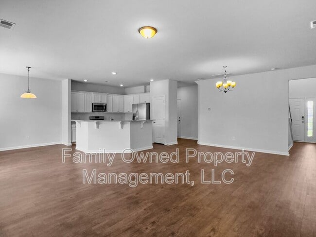 Building Photo - 209 Firewheel Ct