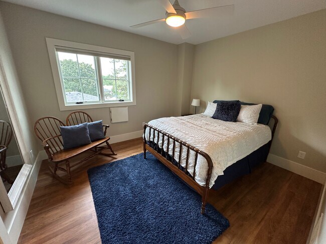 Building Photo - 4015 Wood End Dr
