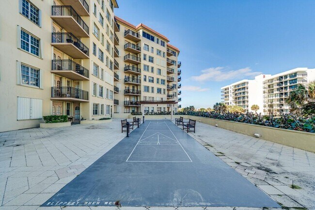 Building Photo - 3475 S Ocean Blvd