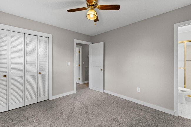 Building Photo - 100 English Rd