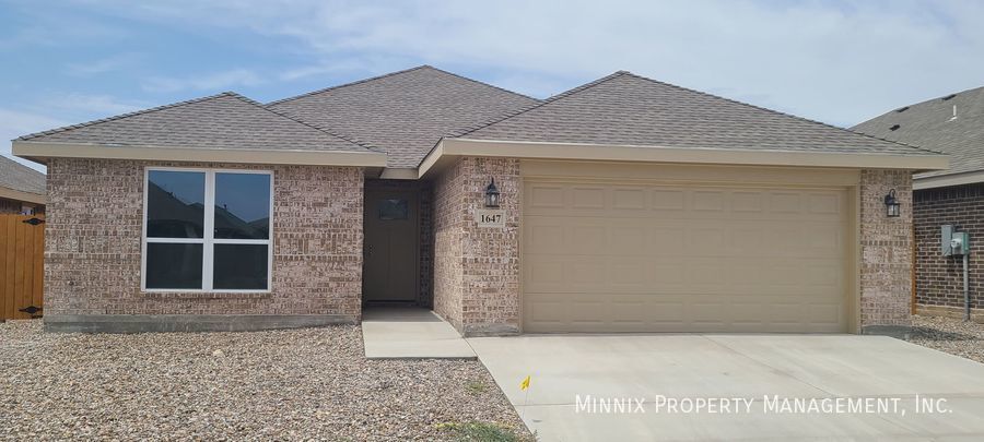 Building Photo - 1647 Wrigley Dr