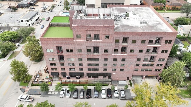 Building Photo - 1111 Studewood St