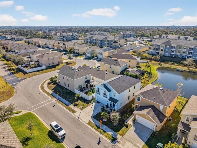 Building Photo - 4842 San Palermo Dr