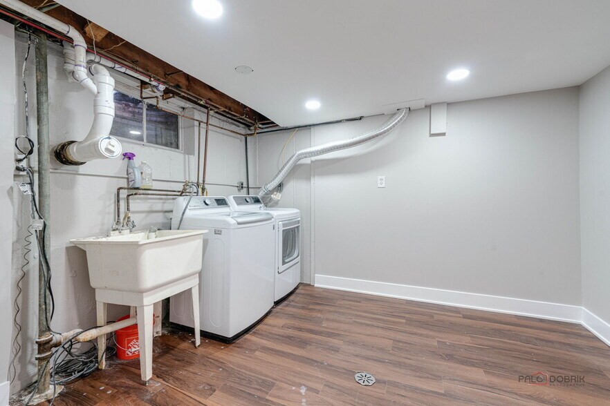 Laundry room - basement - 119 S Pine St