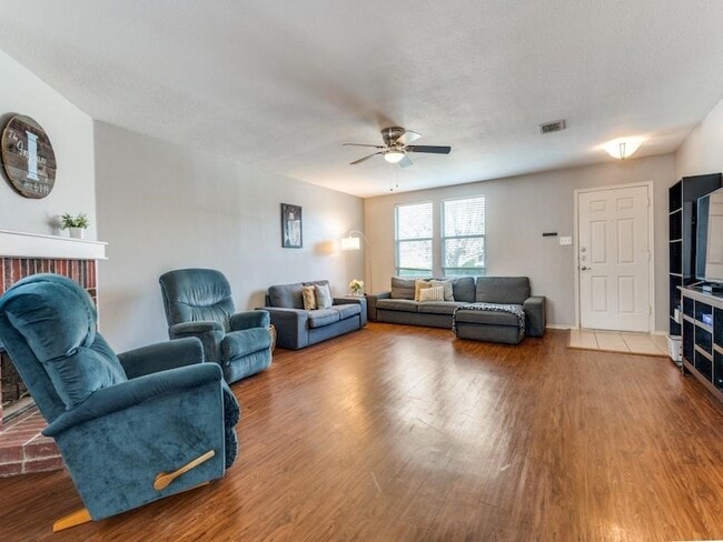 Building Photo - 8406 Beachplum Way