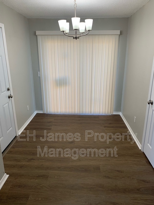 Building Photo - 11032 E 14th Ct