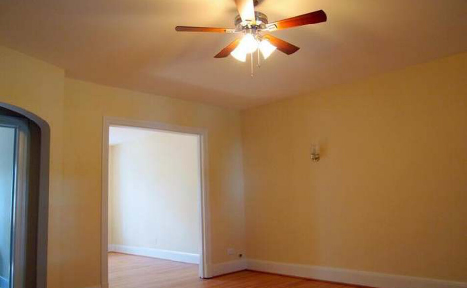 Living room - 10 Nunnery Ln