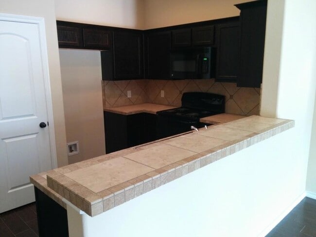 Building Photo - 149 Creekside Villa Dr