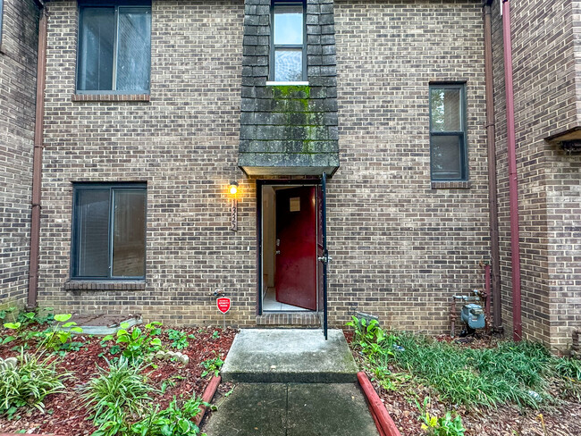 Primary Photo - 1335 I St NE