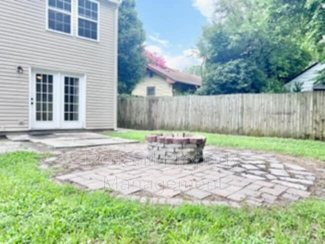 Building Photo - 3707 Latimer Cir