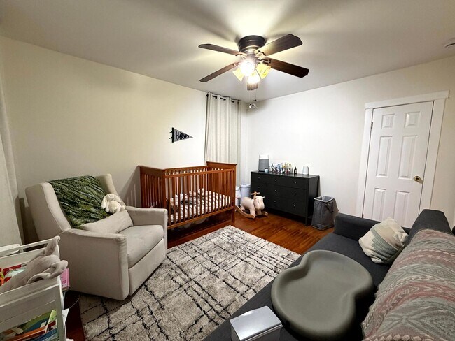 Building Photo - 3730 Edenhurst Ave