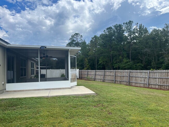 Building Photo - West Magnolia 3BR / 2BA Home Clay County