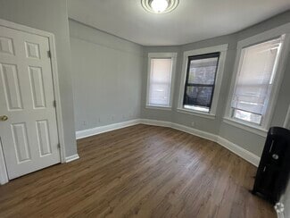 Building Photo - 119 Woodlawn Ave