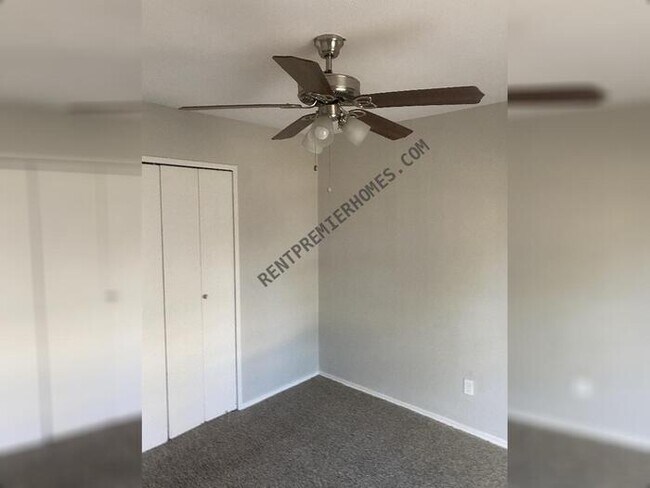Building Photo - 7124 Nutmeg Ln