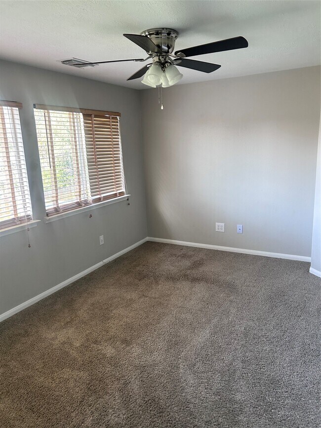Building Photo - 1606 Misty Fawn Ln