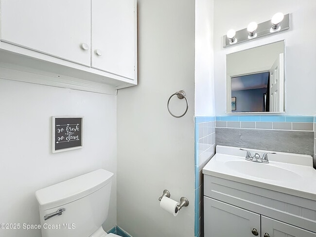 Building Photo - 113 SE 1st St