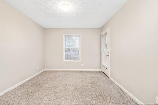 Building Photo - 6813 Willowbrook Dr