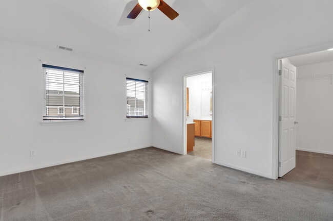 Building Photo - 131 Lady Bug Dr