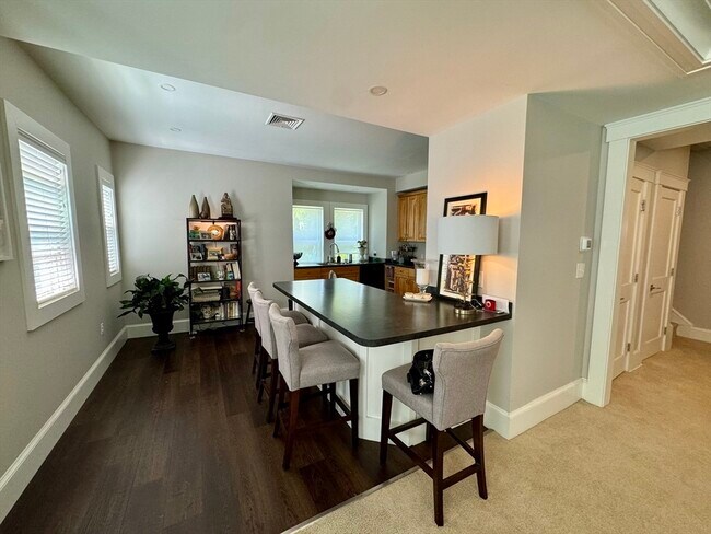 Building Photo - 32 Atherton Rd