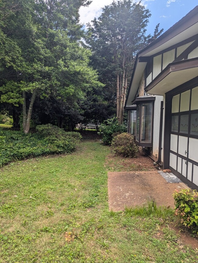 Building Photo - 11124 Farr Dr