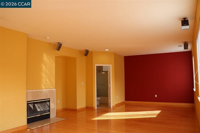 Building Photo - 4037 Coleman Cir