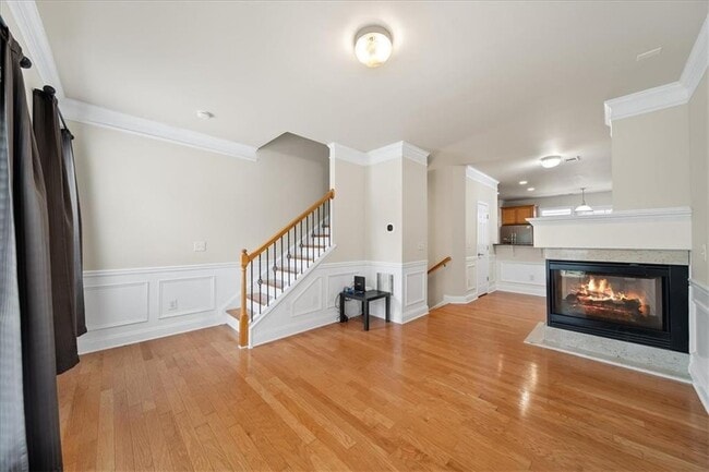 Building Photo - 205 16th St NW