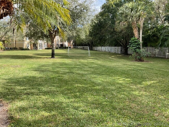 Building Photo - 6505 Emerald Dunes Dr