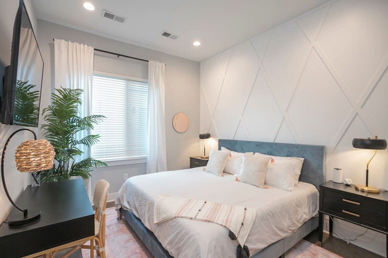 Building Photo - 1035 Scovel St