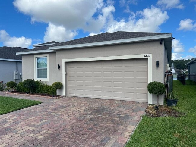 Building Photo - 3222 Stratton Cir
