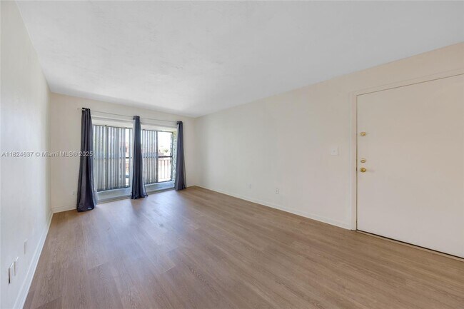 Building Photo - 8701 SW 141st St