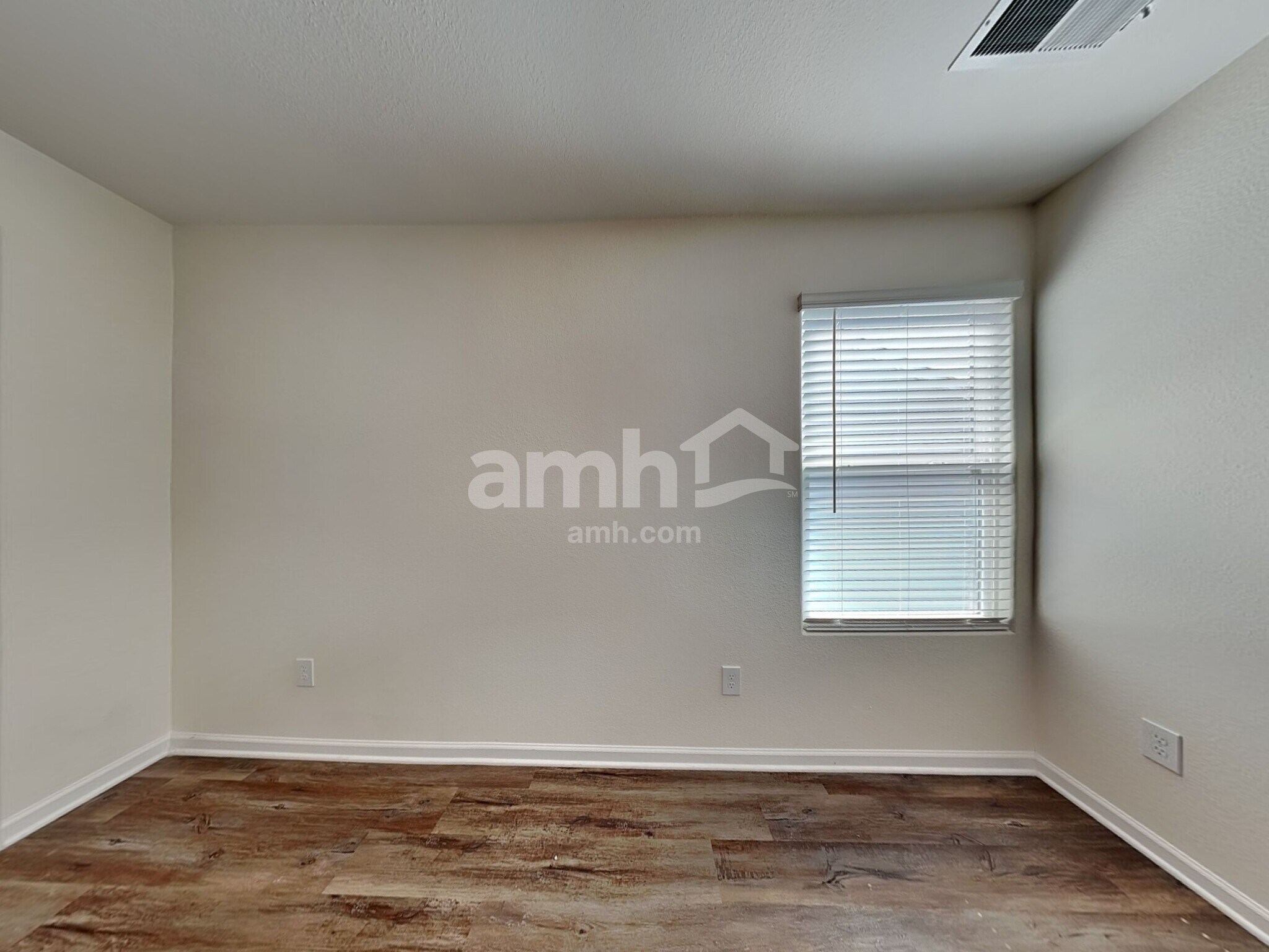 Building Photo - 6074 Mason Tucker Dr