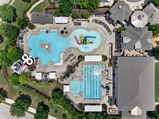 Building Photo - 4007 Jockey Club Circle