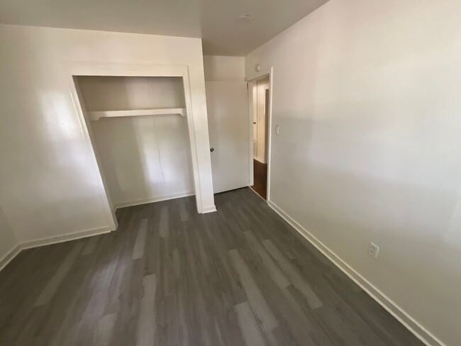 Building Photo - 3612 Sykes Park Dr